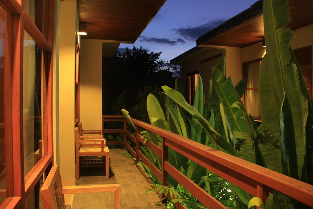 Semarandana Bedrooms And Pool سانور الغرفة الصورة